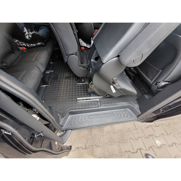 Коврики в салон Mercedes Benz W447 Vito III (2014-...) 3-й ряд Резиновые Avto-Gumm. Фото 2