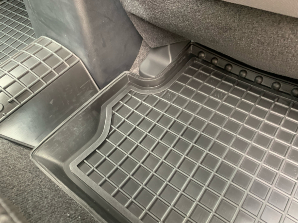 Коврики в салон Mitsubishi L200 (KAOT) 2006-2015 арабская версия Avto-Gumm. Фото 14