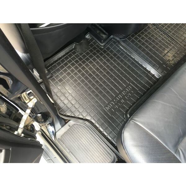Коврики в салон Mitsubishi Pajero Wagon 3/4 99-/07- (Avto-Gumm). Фото 6