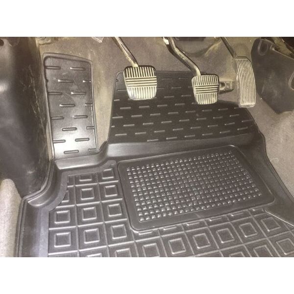 Коврики в салон Nissan Maxima QX A33 2000-2004 Avto-Gumm. Фото 3