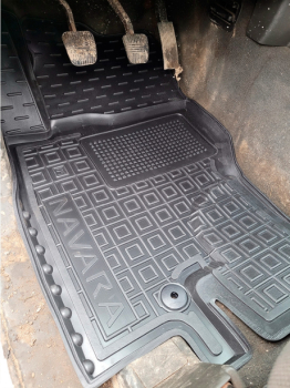 Коврики в салон Nissan Navara (D40) (2005-2010) King Cab (Avto-Gumm). Фото 13