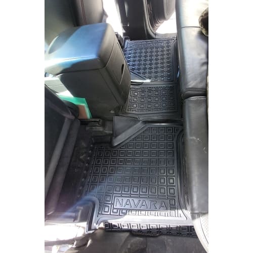 Коврики в салон Nissan Navara Double Cab 2010- Резиновые (Avto-Gumm). Фото 2