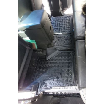 Коврики в салон Nissan Navara Double Cab 2010- Резиновые (Avto-Gumm). Фото 2