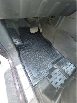 Коврики в салон Nissan Navara Double Cab 2010- Резиновые (Avto-Gumm). Фото 7
