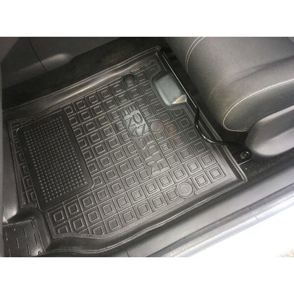 Коврики в салон Renault Fluence 09-/Megane 3 Universal 09- (Avto-Gumm). Фото 4