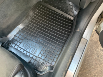 Коврики в салон Skoda Superb I (3U) (2001-2008) Avto-Gumm. Фото 10