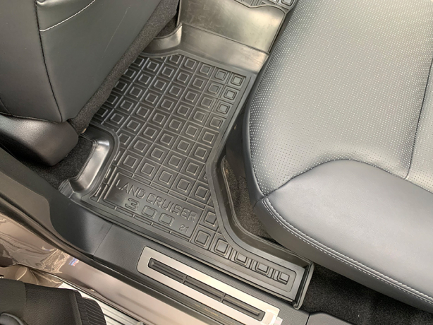 Коврики в салон Toyota Land Cruiser 300 (2021-...) (Avto-Gumm). Фото 8