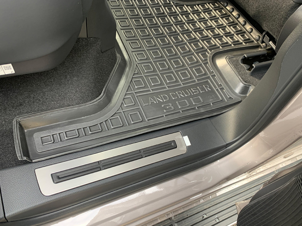 Коврики в салон Toyota Land Cruiser 300 (2021-...) (Avto-Gumm). Фото 11