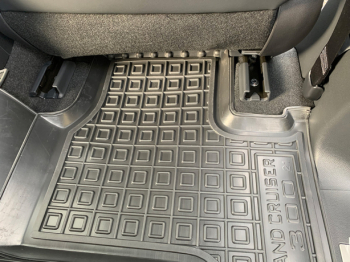 Коврики в салон Toyota Land Cruiser 300 (2021-...) (Avto-Gumm). Фото 13