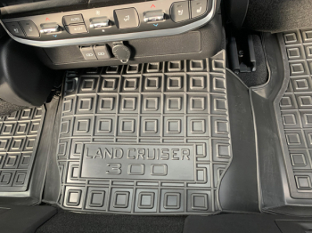 Коврики в салон Toyota Land Cruiser 300 (2021-...) (Avto-Gumm). Фото 12