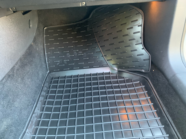 Коврики в салон Volkswagen Golf 5 03-/6 09- (Avto-Gumm). Фото 15