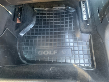 Коврики в салон Volkswagen Golf 5 03-/6 09- (Avto-Gumm). Фото 21