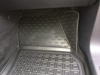 Коврики в салон Volkswagen Tiguan Allspace 2018- (Avto-Gumm). Фото 15