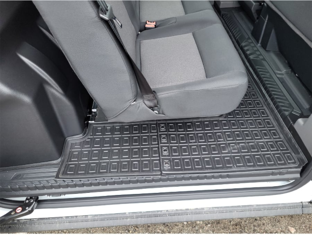 Коврики в салон Ford Transit (2014-...) 1+2 DoubleCab (2-й ряд) (Avto-Gumm). Фото 13