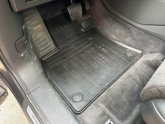 Гумові килимки Audi e-tron 55 quattro (2018-...) комплект з 4 штук (Stingray). Фото 2