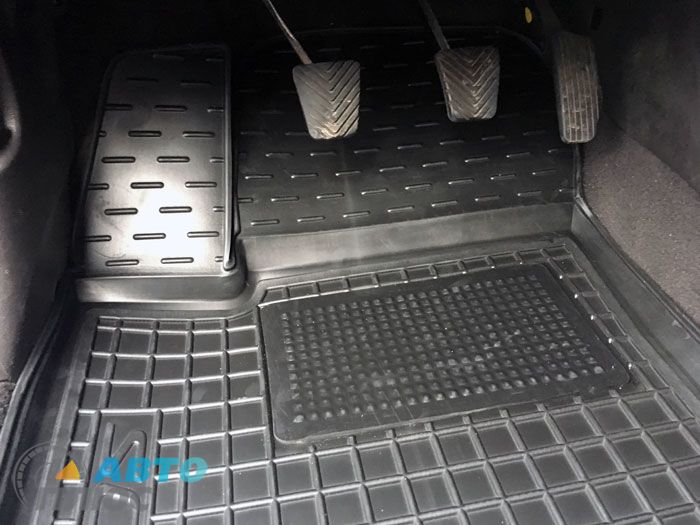 Резиновые коврики Fiat Grande Punto (2005-2018) комплект из 4 штук Stingray. Фото 5