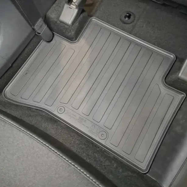 Резиновые коврики Hyundai Tucson (NX4) 2021-... комплект из 4 штук Stingray. Фото 3