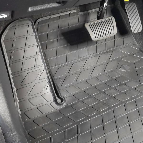 Резиновые коврики Kia Rio IV (2017-...) комплект из 4 штук Stingray. Фото 3